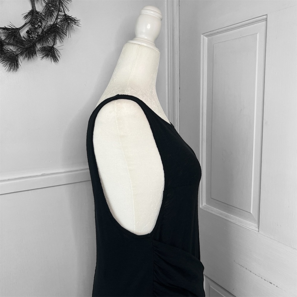 Sleeveless Knot-Detail Mini Dress in Black - Picture 5 of 10